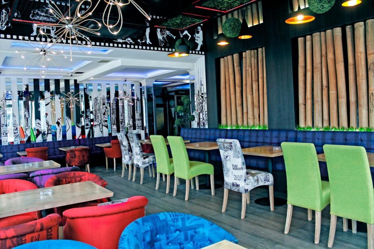 Estrada Lux Hotel Belgrade Luaran gambar